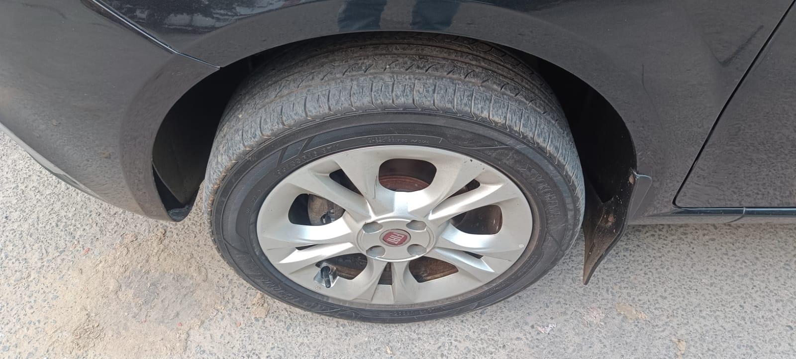 यूज़्ड 2014 फिएट ग्रैंड पुंटो, HSR Layout, Bangalore 8 यूज़्ड 2014 फिएट ग्रैंड पुंटो, HSR Layout, Bangalore 8