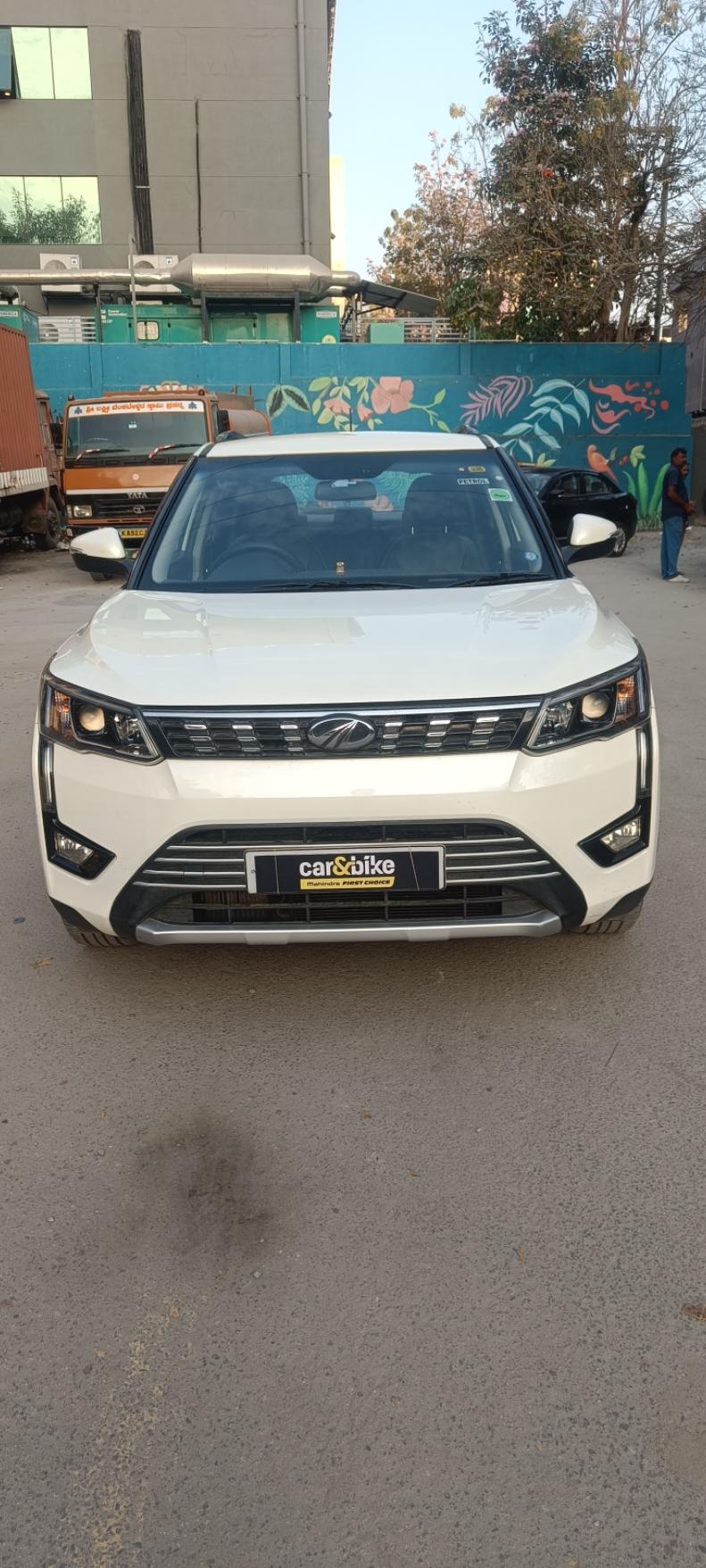यूज़्ड 2021 महिंद्रा एक्सयूवी300, HSR Layout, Bangalore 7 यूज़्ड 2021 महिंद्रा एक्सयूवी300, HSR Layout, Bangalore 7