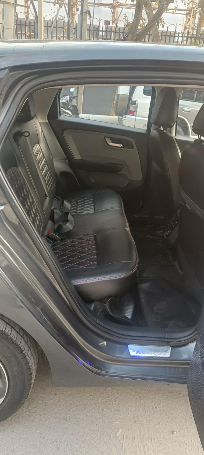 यूज़्ड 2020 टाटा अलट्रोज़, HSR Layout, Bangalore 16 यूज़्ड 2020 टाटा अलट्रोज़, HSR Layout, Bangalore 16