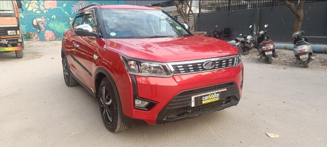 2021 महिंद्रा एक्सयूवी300 W6 AMT Diesel 2021 महिंद्रा एक्सयूवी300 W6 AMT Diesel