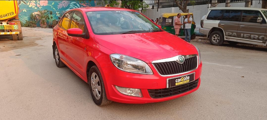 यूज़्ड 2012 स्कोडा रैपिड, HSR Layout, Bangalore 6 यूज़्ड 2012 स्कोडा रैपिड, HSR Layout, Bangalore 6