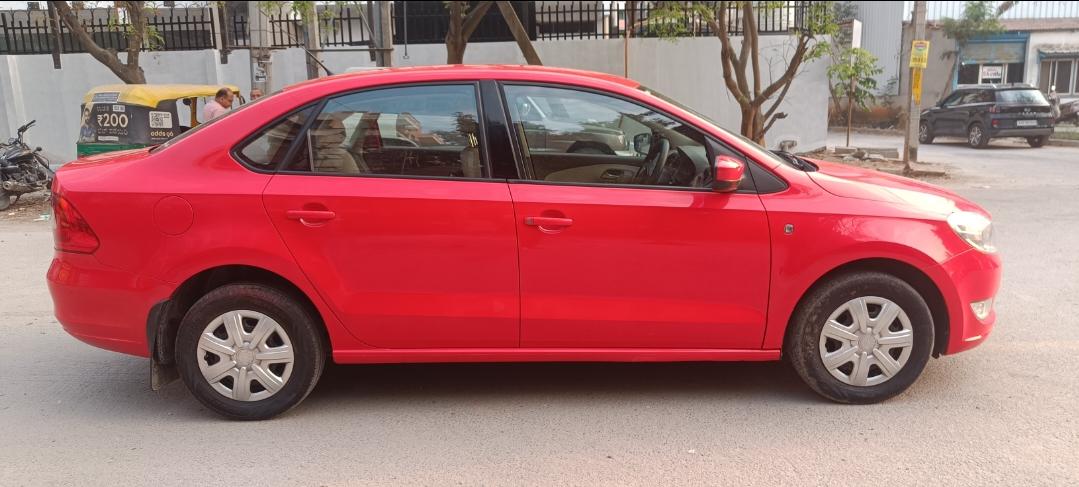 यूज़्ड 2012 स्कोडा रैपिड, HSR Layout, Bangalore 5 यूज़्ड 2012 स्कोडा रैपिड, HSR Layout, Bangalore 5