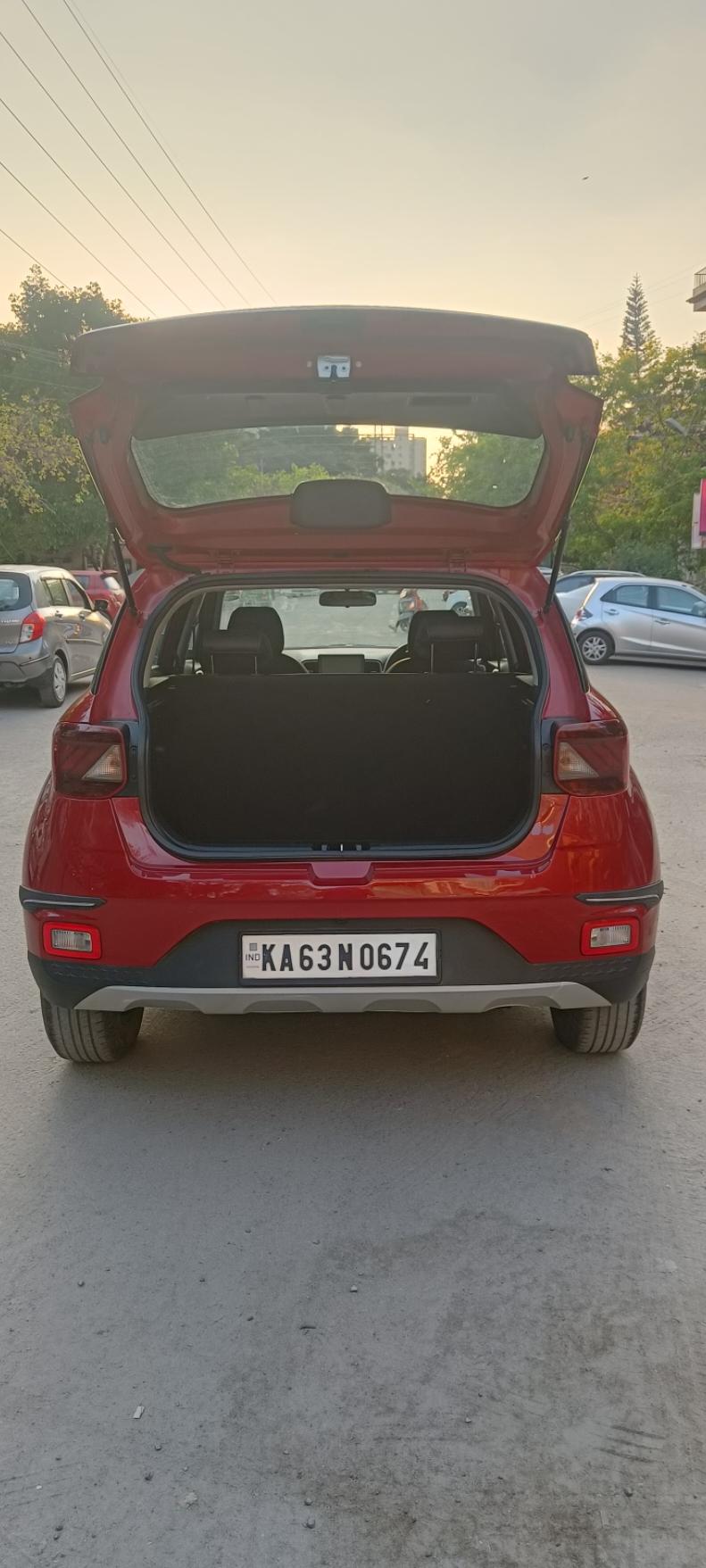 यूज़्ड 2021 ह्युंडई वेन्यू, HSR Layout, Bangalore 9 यूज़्ड 2021 ह्युंडई वेन्यू, HSR Layout, Bangalore 9