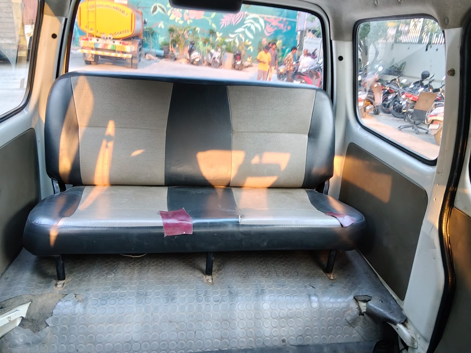 Used 2014 Maruti Suzuki Eeco Used 2014 Maruti Suzuki Eeco