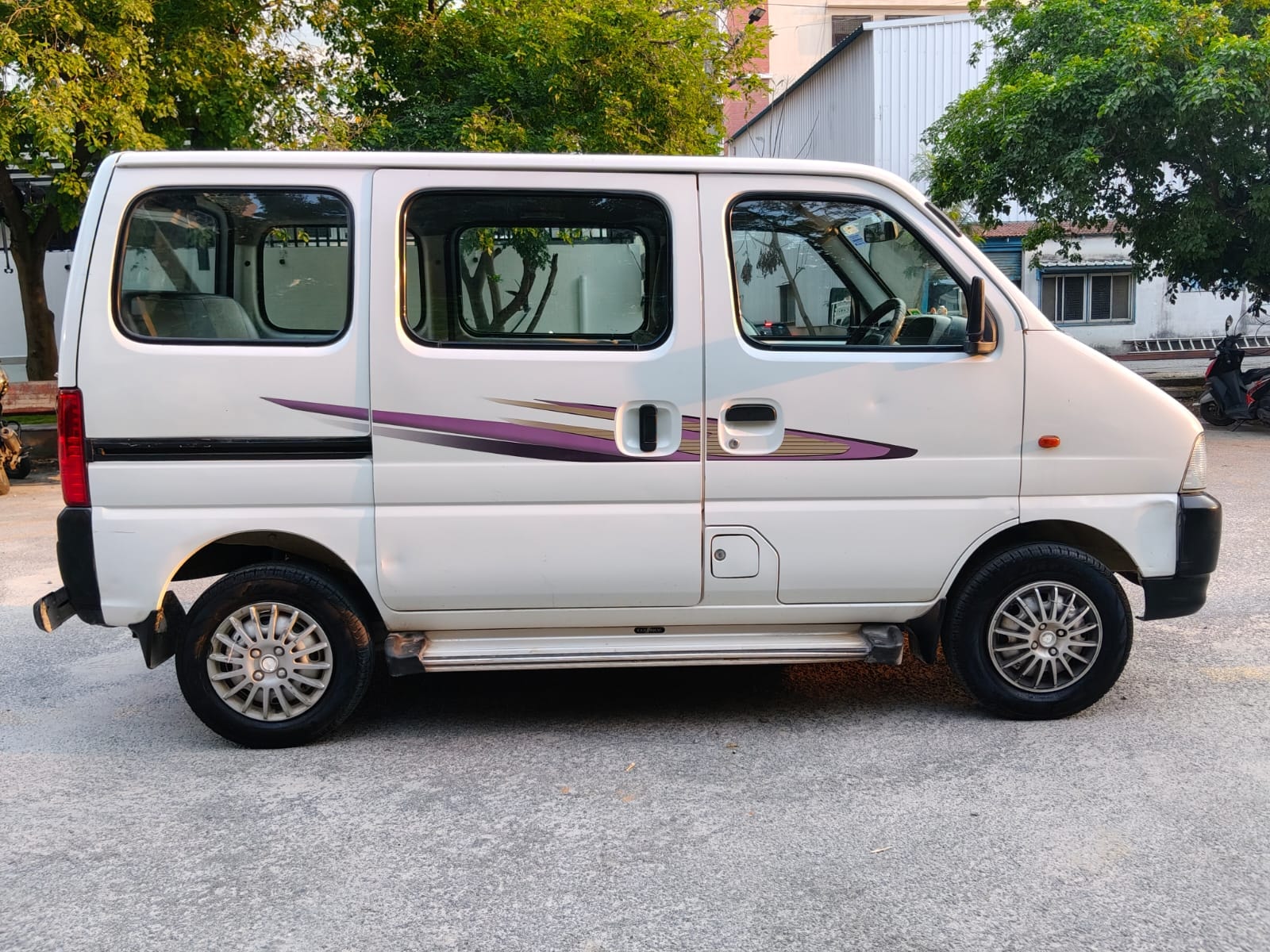 Used 2014 Maruti Suzuki Eeco Used 2014 Maruti Suzuki Eeco