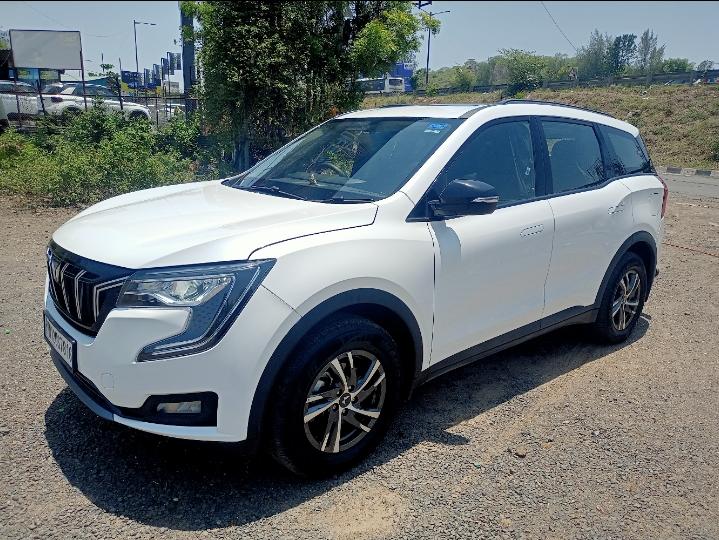 2022 महिंद्रा एक्सयूवी700 AX5 MT Petrol 7 STR 2022 महिंद्रा एक्सयूवी700 AX5 MT Petrol 7 STR