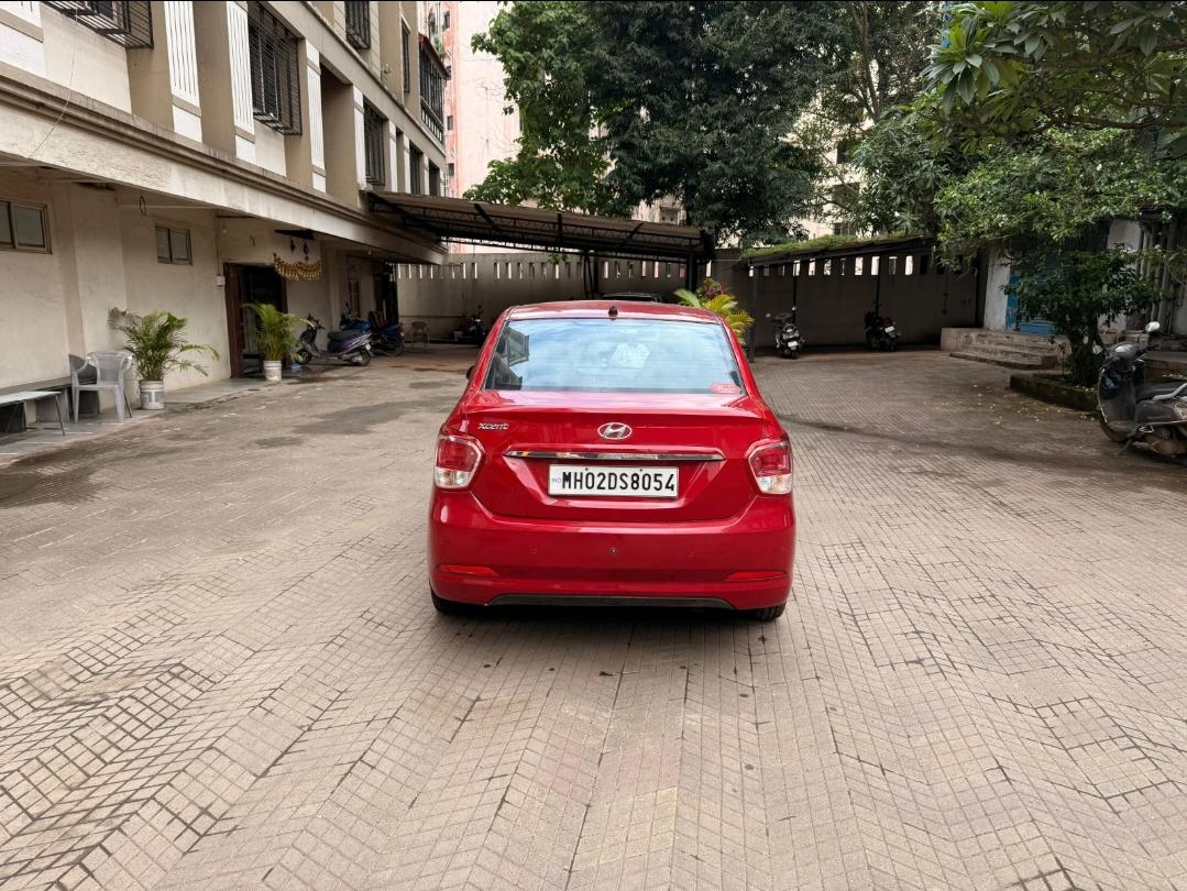 यूज़्ड 2014 ह्युंडई एक्सेंट, Kalyan City, Kalyan 3 यूज़्ड 2014 ह्युंडई एक्सेंट, Kalyan City, Kalyan 3