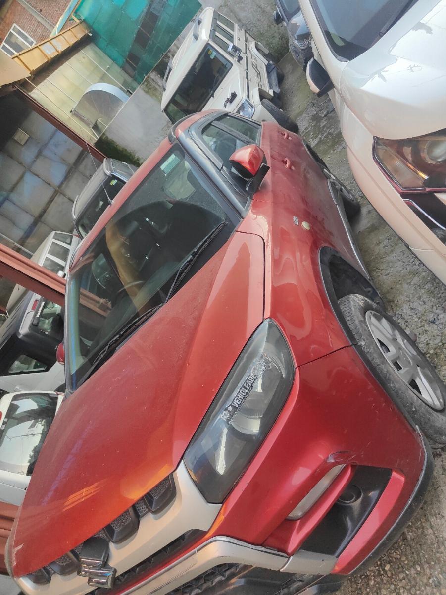 2017 मारुति सुजुकी विटारा ब्रेज़ा VDI (O) 2017 मारुति सुजुकी विटारा ब्रेज़ा VDI (O)