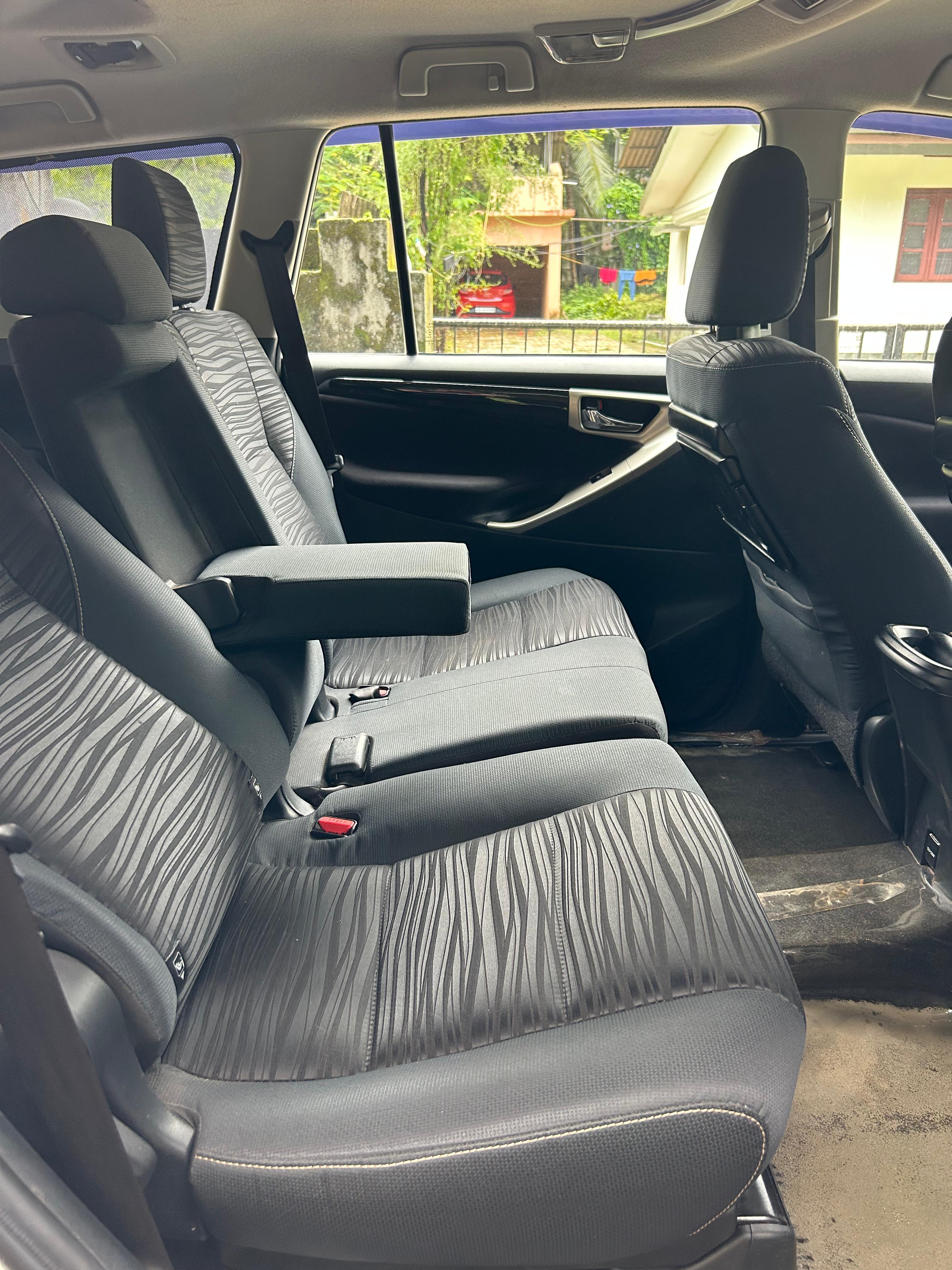 यूज़्ड 2016 टोयोटा इनोवा क्रिस्टा, Pallikunnu, Kannur 14 यूज़्ड 2016 टोयोटा इनोवा क्रिस्टा, Pallikunnu, Kannur 14