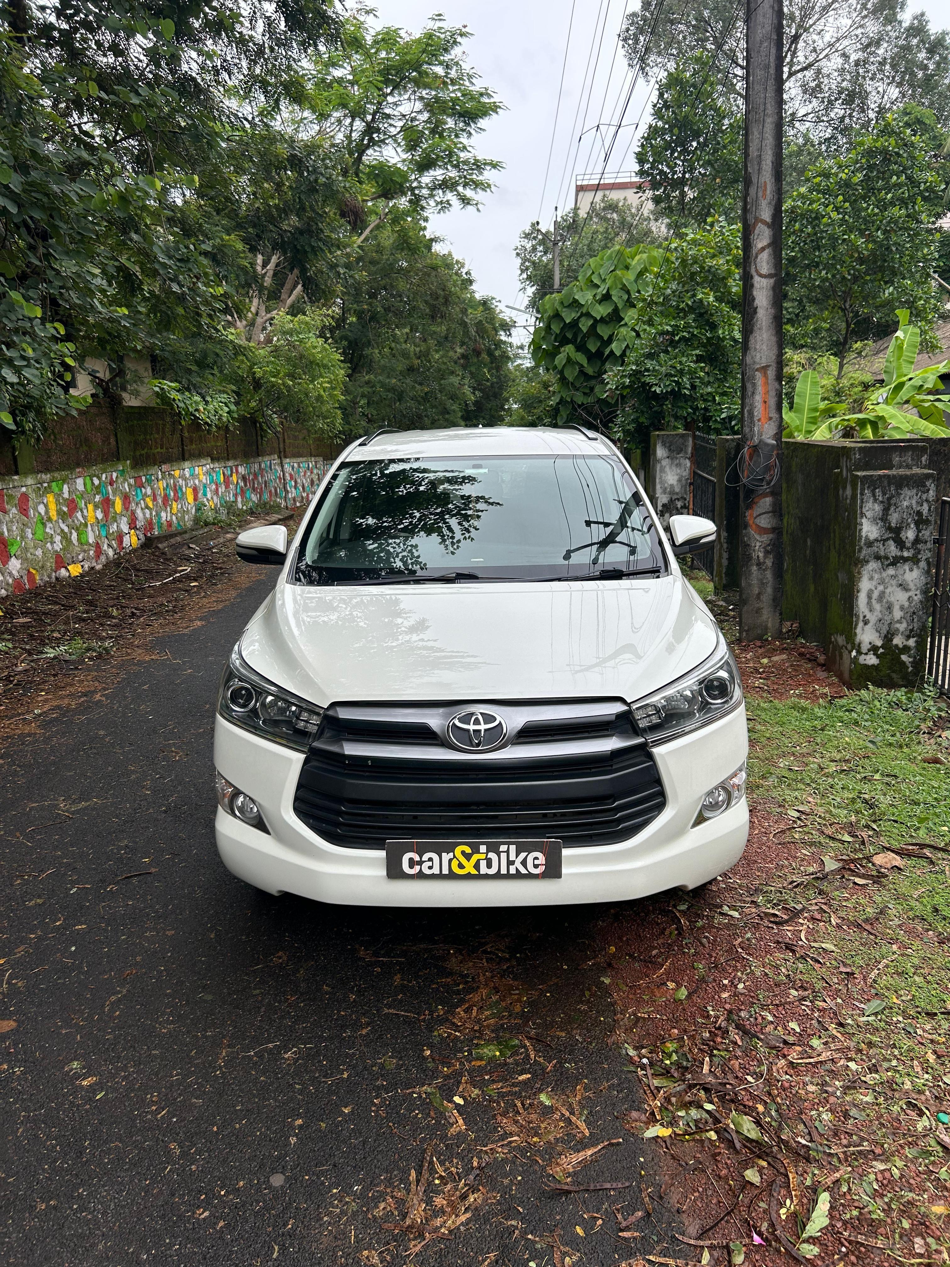 यूज़्ड 2016 टोयोटा इनोवा क्रिस्टा, Pallikunnu, Kannur यूज़्ड 2016 टोयोटा इनोवा क्रिस्टा, Pallikunnu, Kannur