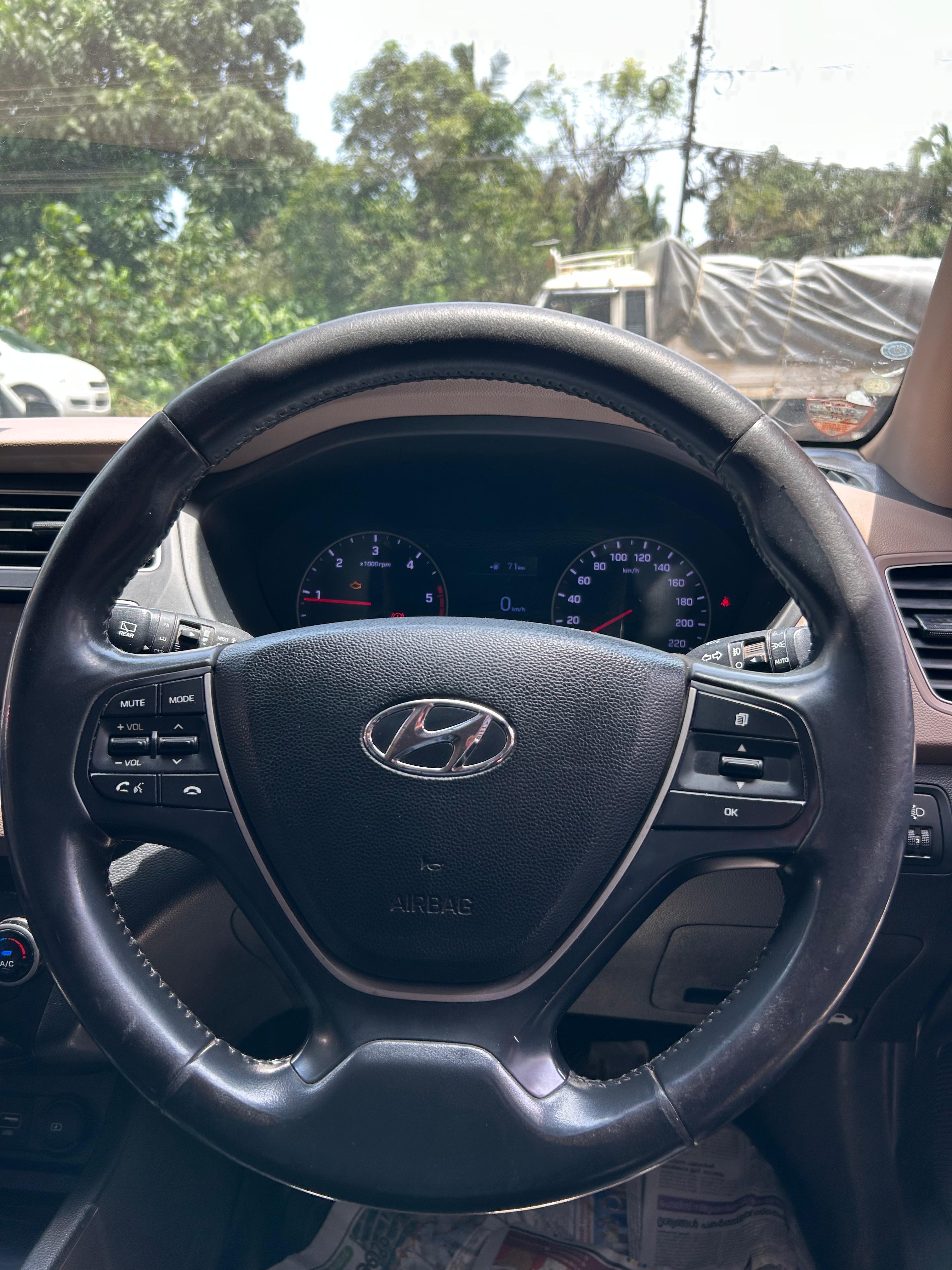 यूज़्ड 2019 ह्युंडई आई20 एक्टिव, Pallikunnu, Kannur 12 यूज़्ड 2019 ह्युंडई आई20 एक्टिव, Pallikunnu, Kannur 12