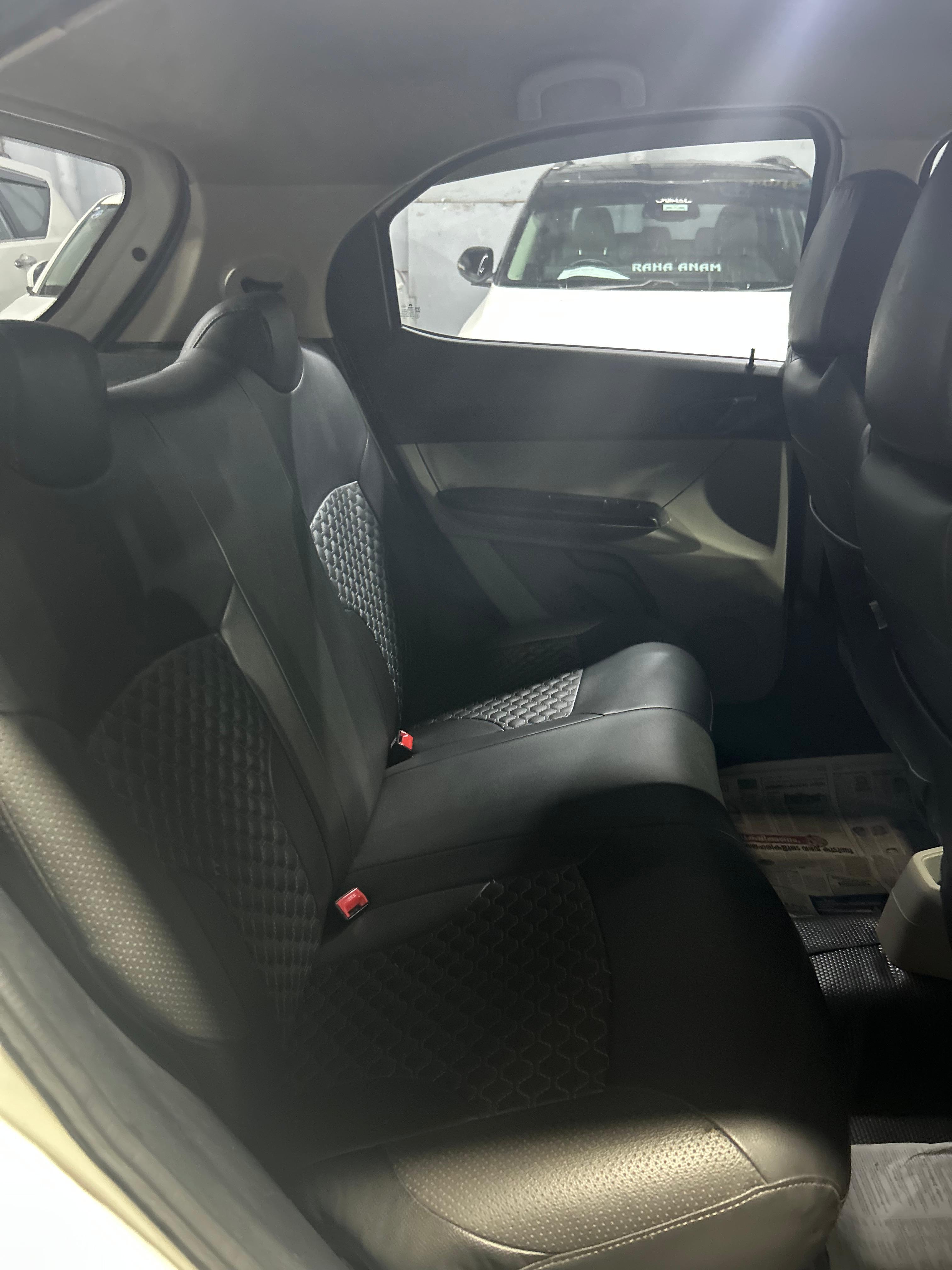 यूज़्ड 2019 टाटा टियागो, Pallikunnu, Kannur 16 यूज़्ड 2019 टाटा टियागो, Pallikunnu, Kannur 16