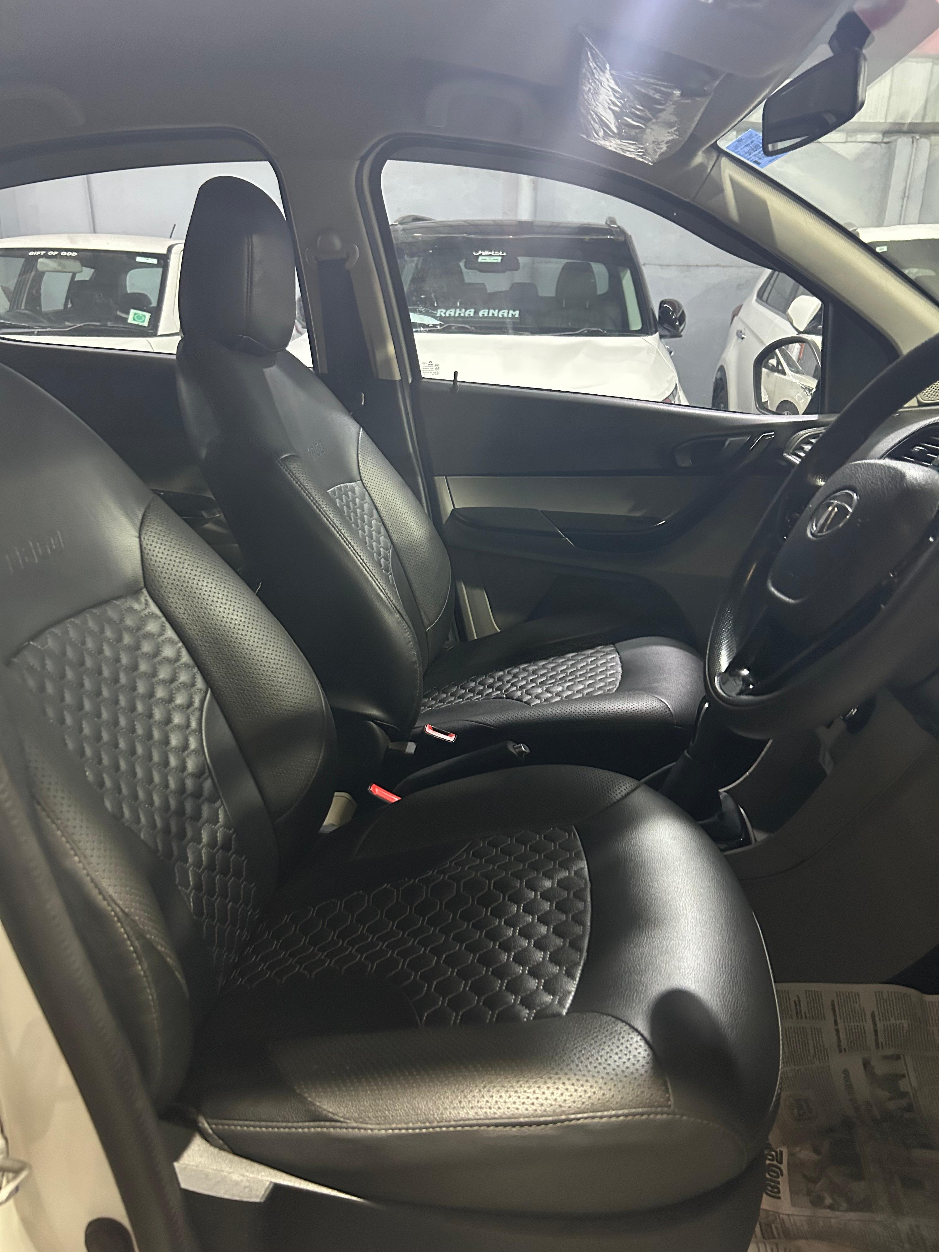 यूज़्ड 2019 टाटा टियागो, Pallikunnu, Kannur 15 यूज़्ड 2019 टाटा टियागो, Pallikunnu, Kannur 15