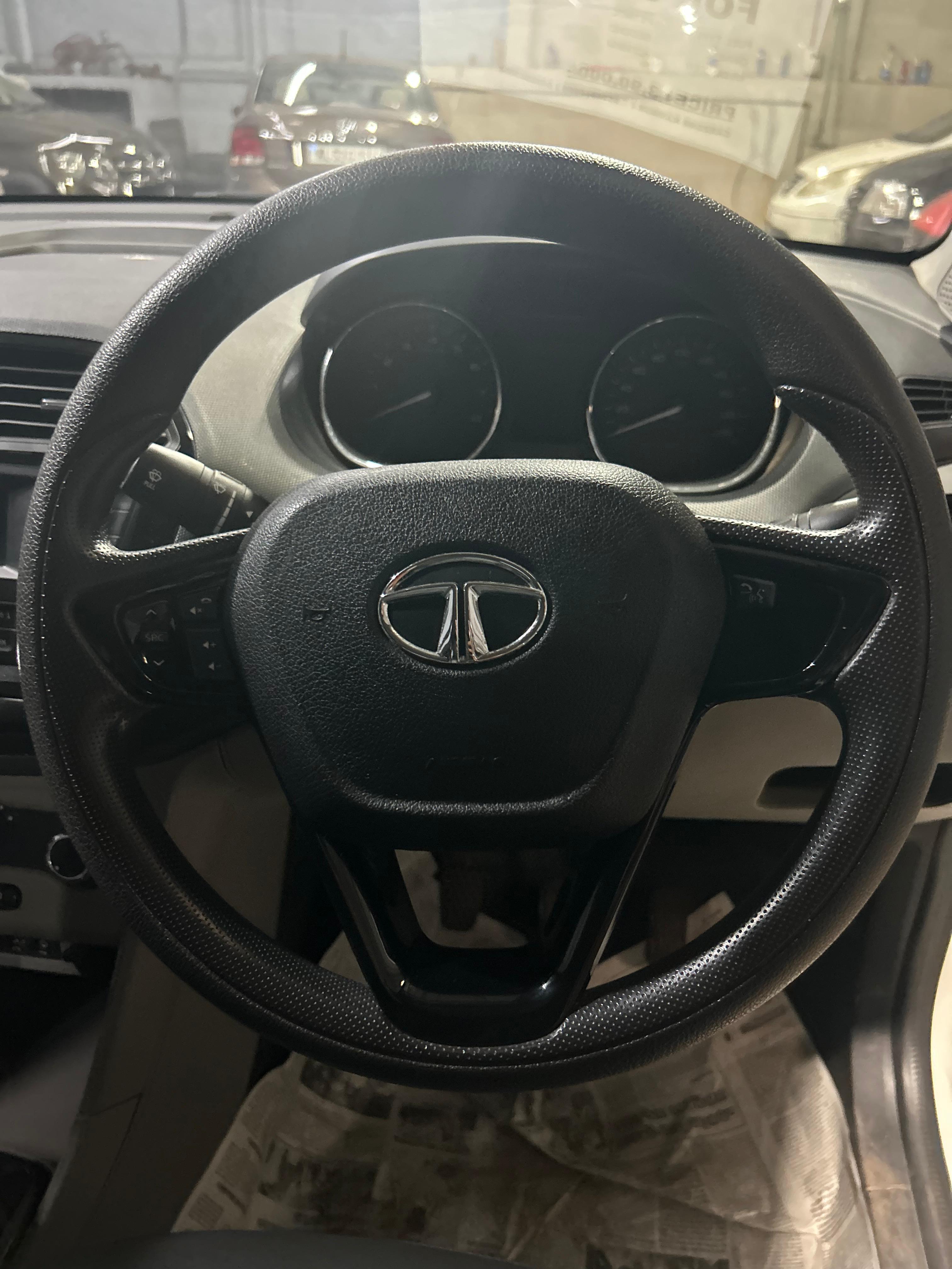 यूज़्ड 2019 टाटा टियागो, Pallikunnu, Kannur 12 यूज़्ड 2019 टाटा टियागो, Pallikunnu, Kannur 12