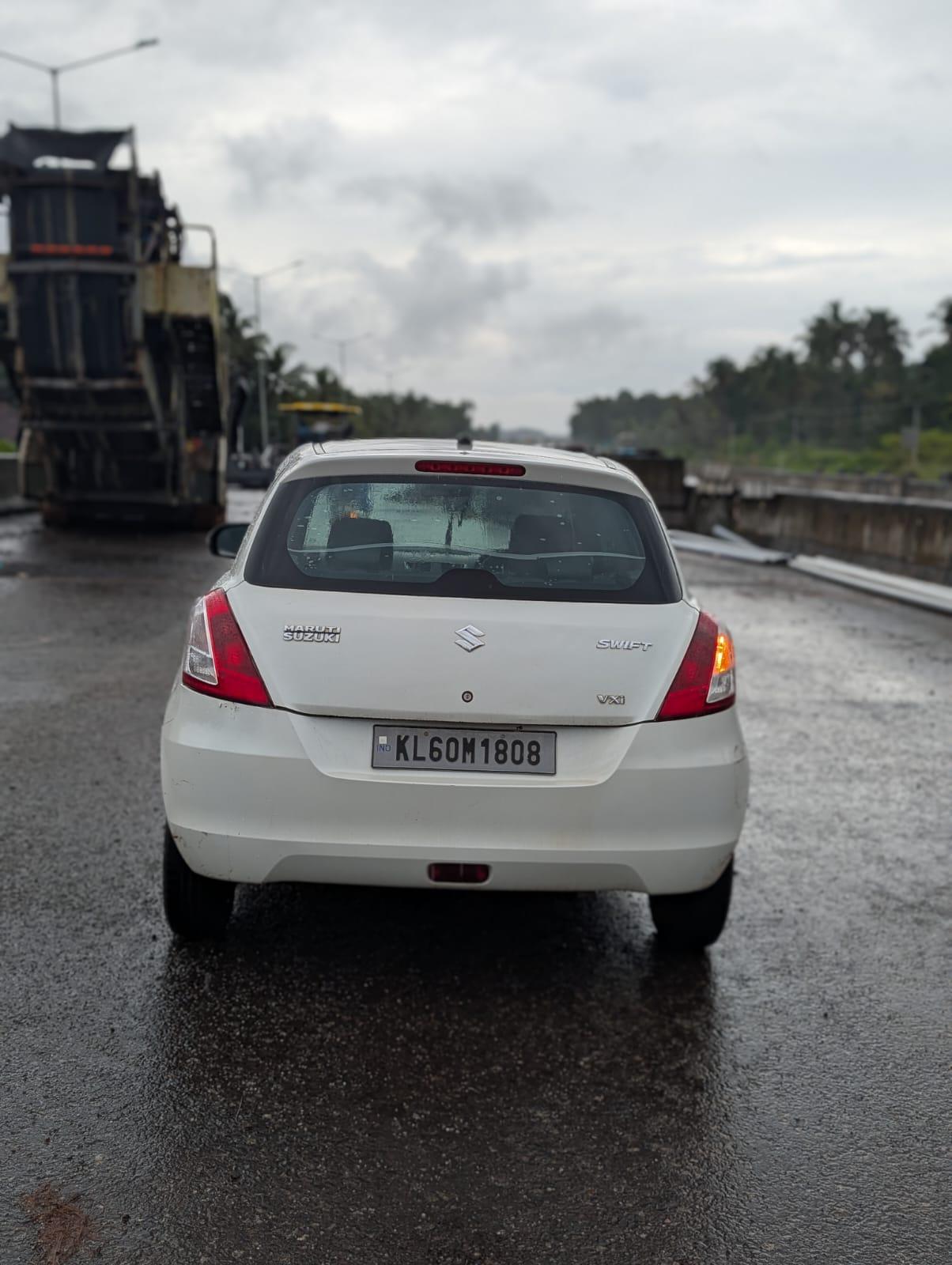 यूज़्ड 2017 मारुति सुजुकी स्विफ्ट, Pallikunnu, Kannur 3 यूज़्ड 2017 मारुति सुजुकी स्विफ्ट, Pallikunnu, Kannur 3