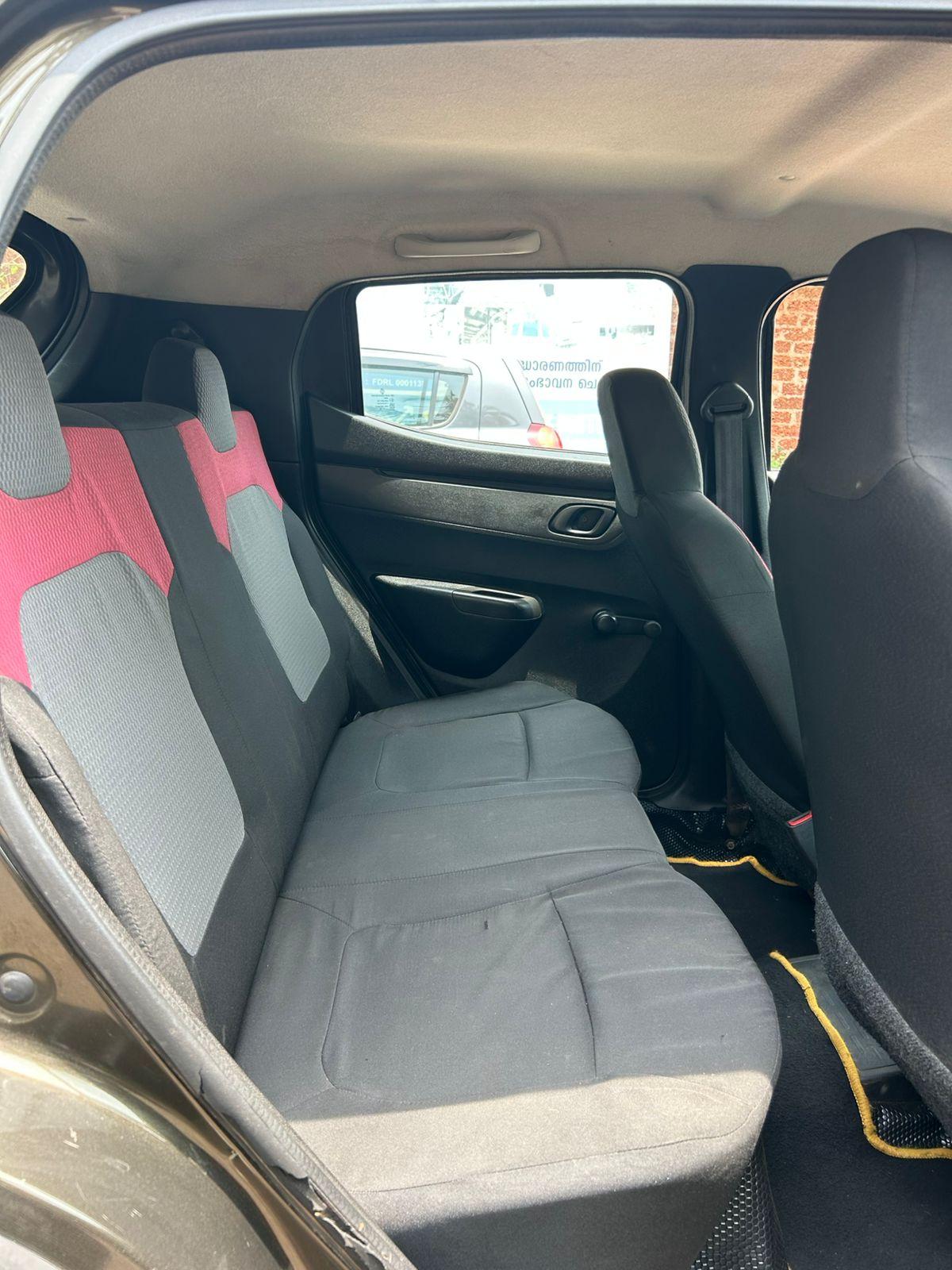 यूज़्ड 2018 रेनो क्विड, Pallikunnu, Kannur 16 यूज़्ड 2018 रेनो क्विड, Pallikunnu, Kannur 16