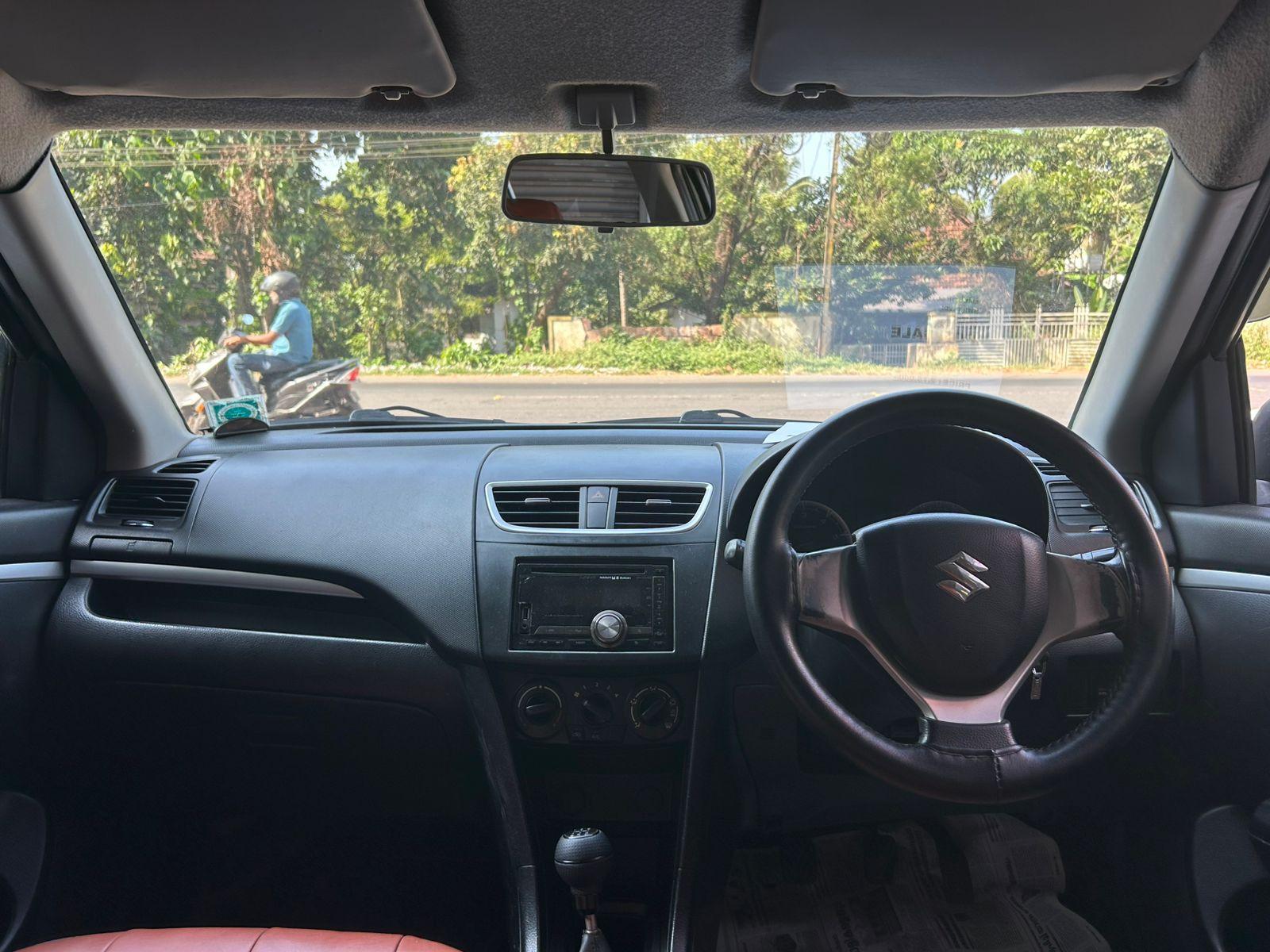 यूज़्ड 2012 मारुति सुजुकी स्विफ्ट, Pallikunnu, Kannur 11 यूज़्ड 2012 मारुति सुजुकी स्विफ्ट, Pallikunnu, Kannur 11