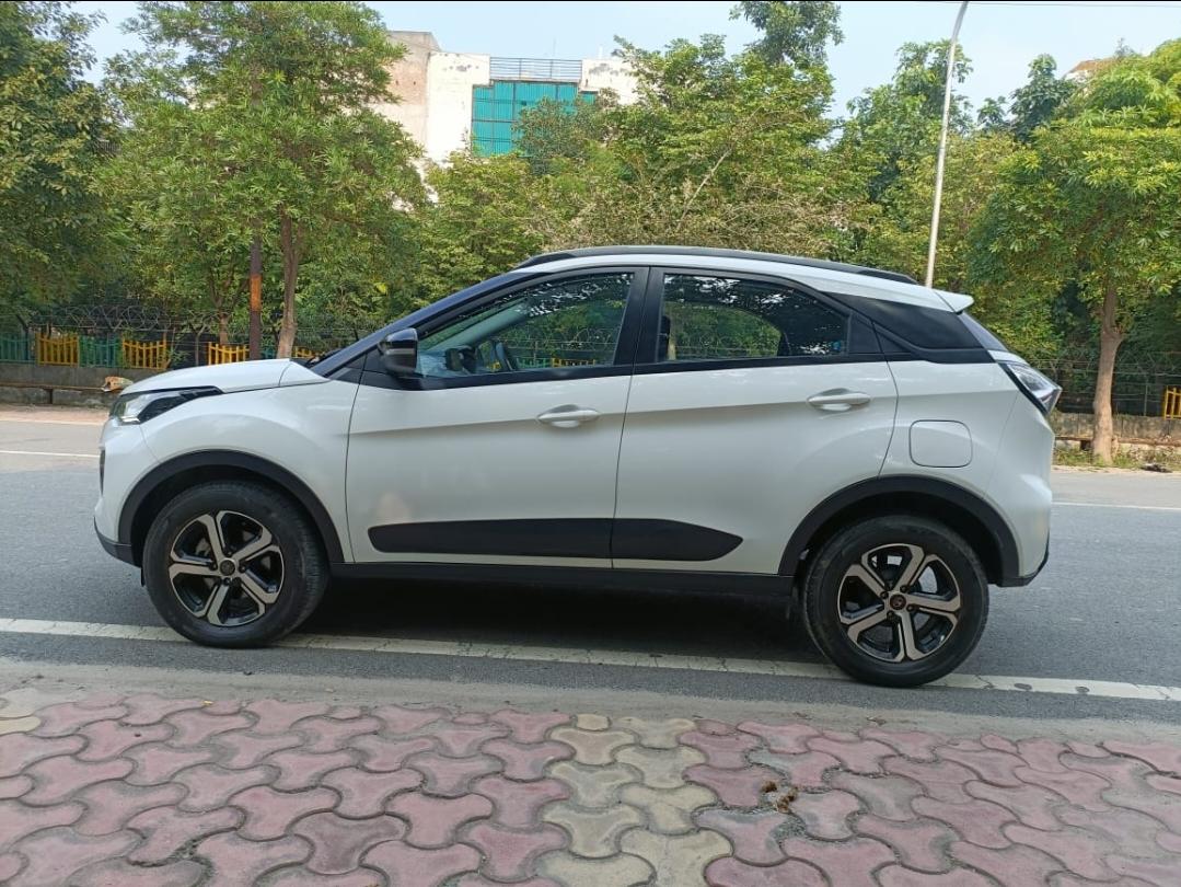 2022 टाटा नेक्सन Revotorq XZA Plus AMT 2022 टाटा नेक्सन Revotorq XZA Plus AMT