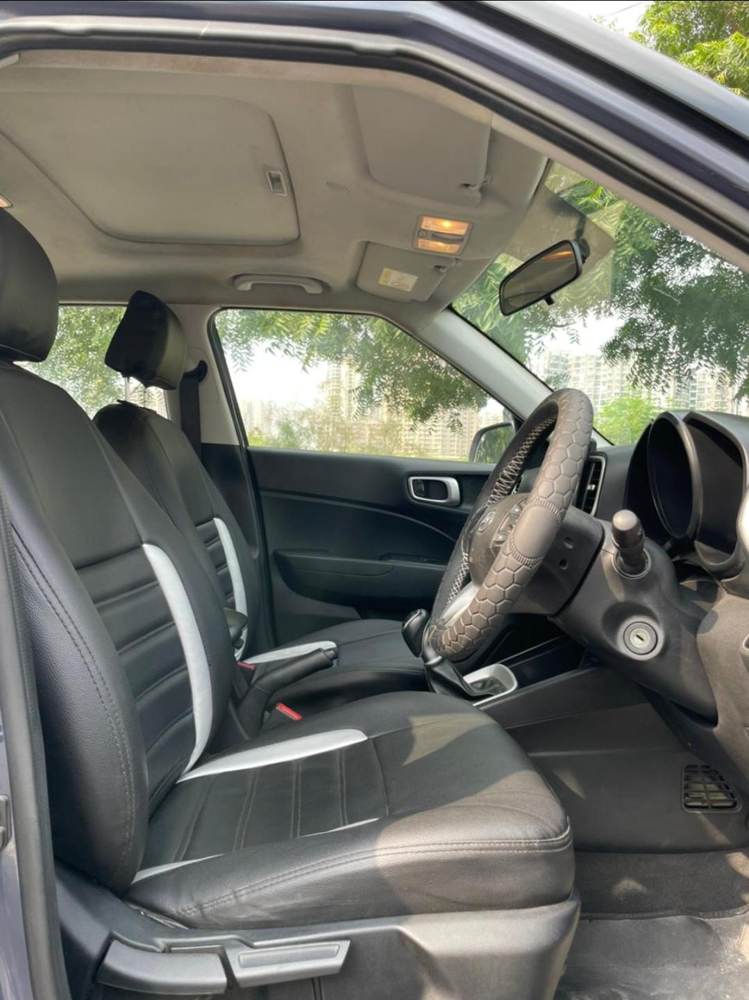 यूज़्ड 2021 ह्युंडई वेन्यू, Noida  15 यूज़्ड 2021 ह्युंडई वेन्यू, Noida  15