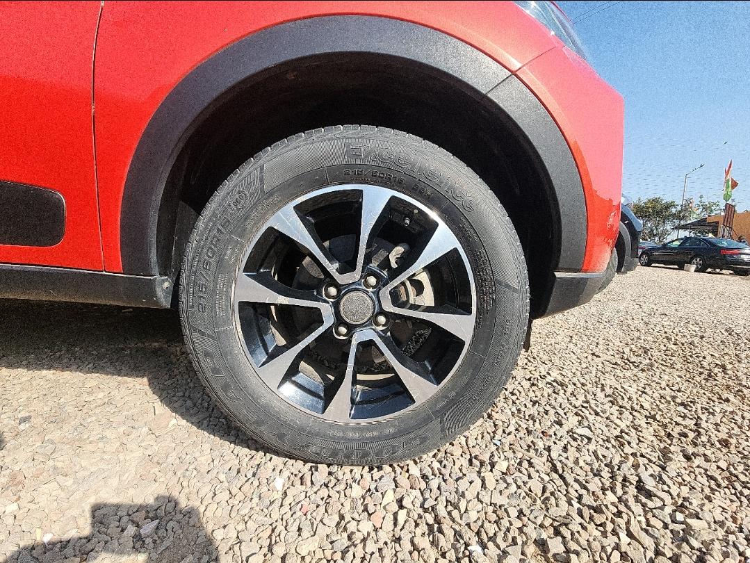 यूज़्ड 2020 टाटा नेक्सन, Noida  8 यूज़्ड 2020 टाटा नेक्सन, Noida  8