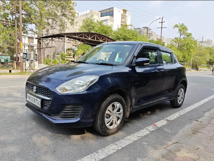 यूज़्ड 2021 मारुति सुजुकी स्विफ्ट, Noida New Delhi  यूज़्ड 2021 मारुति सुजुकी स्विफ्ट, Noida New Delhi