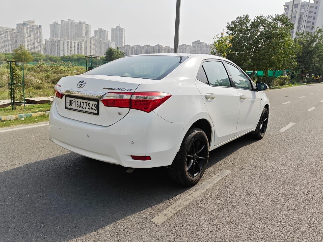 यूज़्ड 2015 टोयोटा कोरोला ऑल्टिस, Noida New Delhi 4 यूज़्ड 2015 टोयोटा कोरोला ऑल्टिस, Noida New Delhi 4