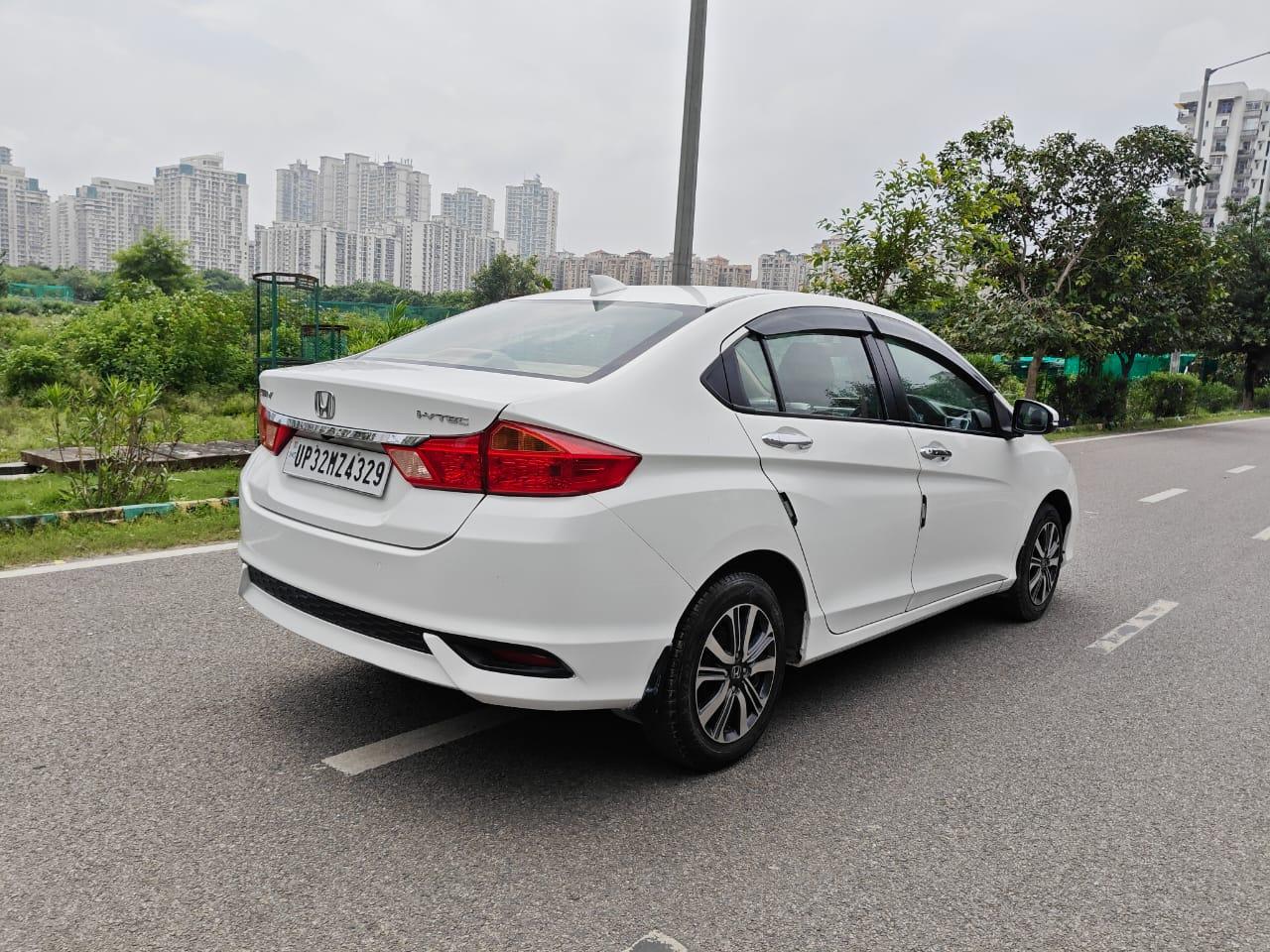 यूज़्ड 2022 होंडा सिटी, Noida New Delhi 4 यूज़्ड 2022 होंडा सिटी, Noida New Delhi 4