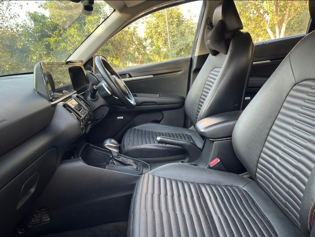 यूज़्ड 2022 किया सॉनेट, Noida New Delhi 14 यूज़्ड 2022 किया सॉनेट, Noida New Delhi 14