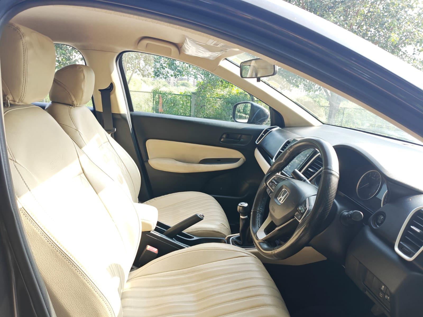 यूज़्ड 2023 होंडा सिटी, Noida New Delhi 15 यूज़्ड 2023 होंडा सिटी, Noida New Delhi 15