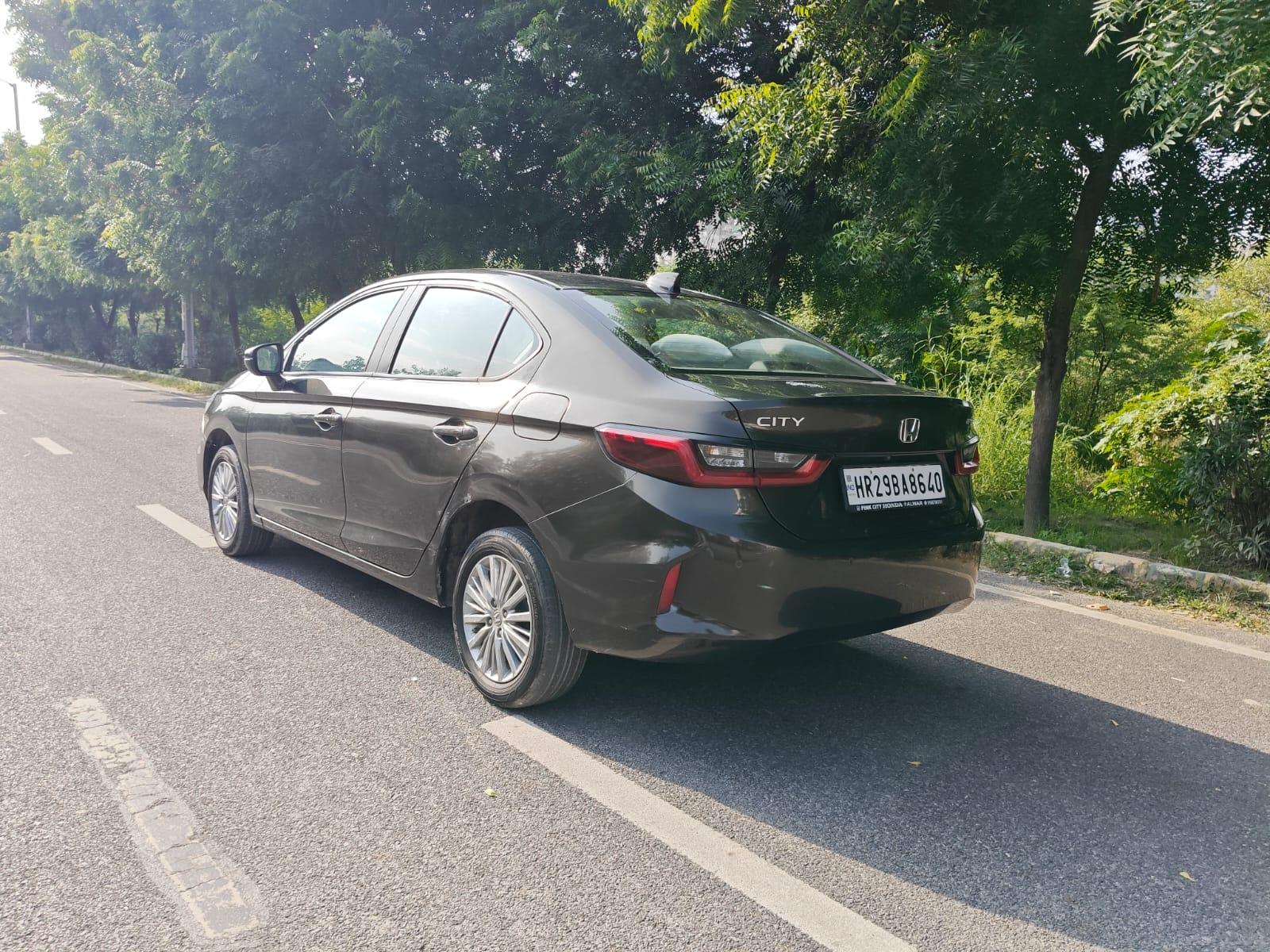 यूज़्ड 2023 होंडा सिटी, Noida New Delhi 2 यूज़्ड 2023 होंडा सिटी, Noida New Delhi 2