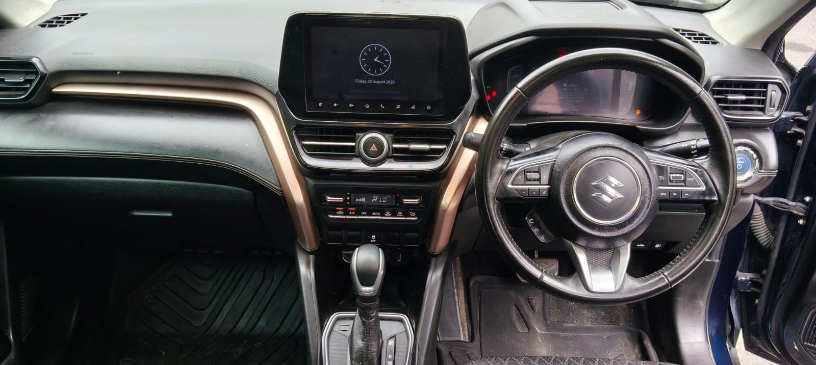 यूज़्ड 2022 मारुति सुजुकी ग्रैंड विटारा, Noida  11 यूज़्ड 2022 मारुति सुजुकी ग्रैंड विटारा, Noida  11