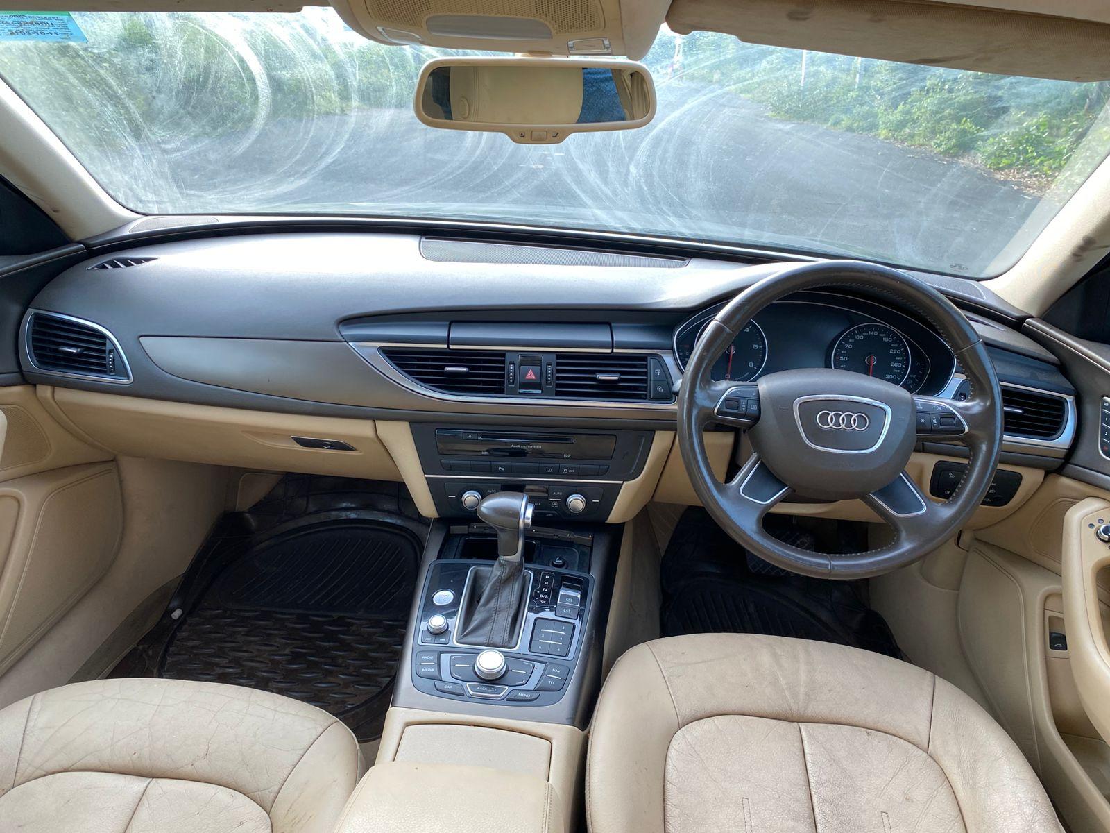 यूज़्ड 2015 ऑडी ए6, Noida  10 यूज़्ड 2015 ऑडी ए6, Noida  10