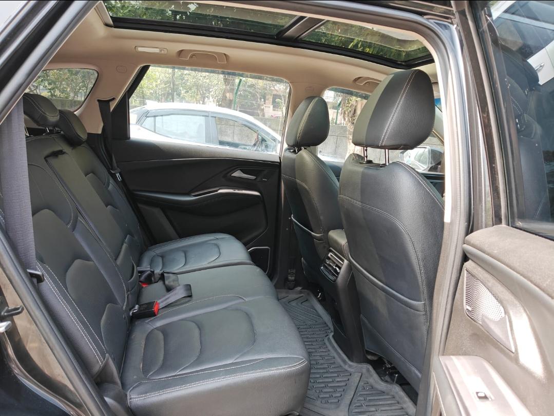 यूज़्ड 2024 एमजी हेक्टर प्लस, Noida New Delhi 14 यूज़्ड 2024 एमजी हेक्टर प्लस, Noida New Delhi 14