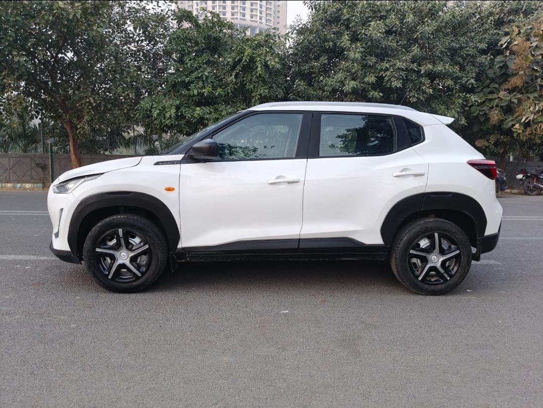 यूज़्ड 2023 निसान मैग्नाइट, Noida New Delhi 9 यूज़्ड 2023 निसान मैग्नाइट, Noida New Delhi 9