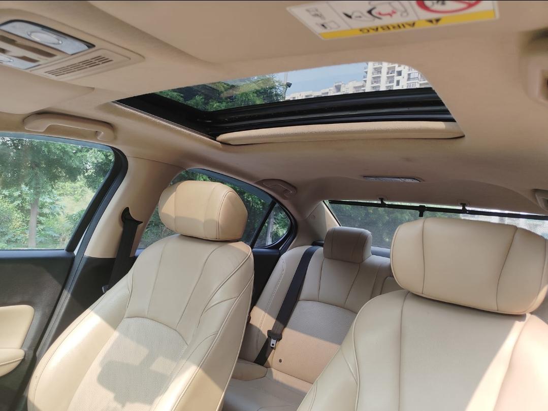 यूज़्ड 2022 होंडा सिटी, Noida New Delhi 16 यूज़्ड 2022 होंडा सिटी, Noida New Delhi 16