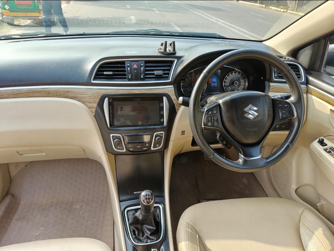यूज़्ड 2020 मारुति सुजुकी सियाज़, Noida New Delhi 10 यूज़्ड 2020 मारुति सुजुकी सियाज़, Noida New Delhi 10