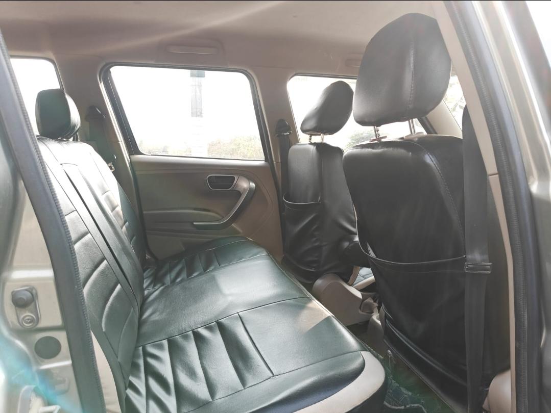 यूज़्ड 2022 महिंद्रा बोलेरो नियो, Noida New Delhi 16 यूज़्ड 2022 महिंद्रा बोलेरो नियो, Noida New Delhi 16