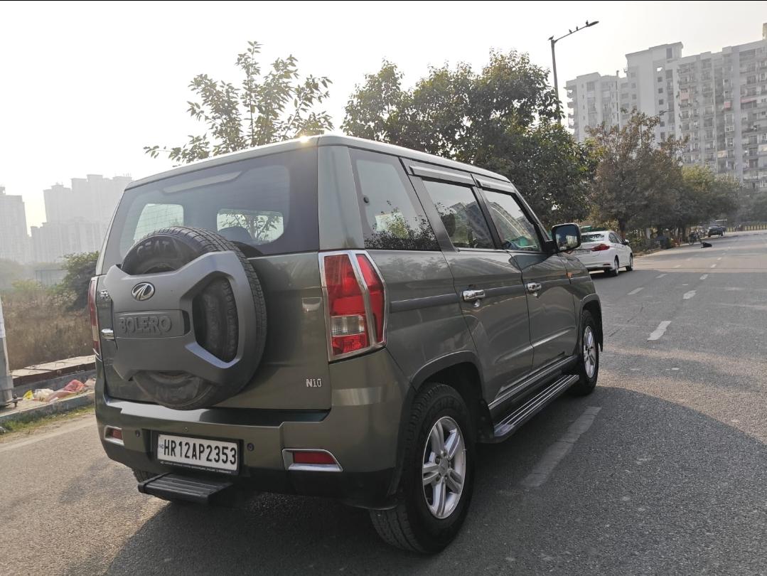 यूज़्ड 2022 महिंद्रा बोलेरो नियो, Noida New Delhi 4 यूज़्ड 2022 महिंद्रा बोलेरो नियो, Noida New Delhi 4