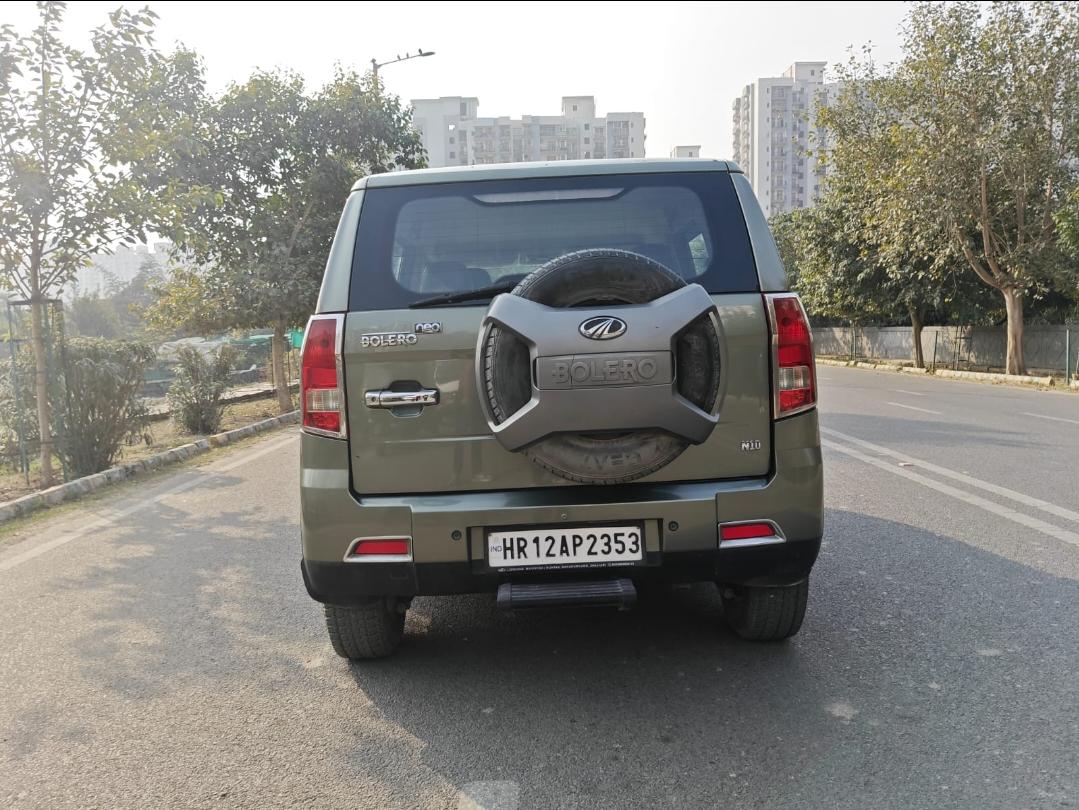 यूज़्ड 2022 महिंद्रा बोलेरो नियो, Noida New Delhi 9 यूज़्ड 2022 महिंद्रा बोलेरो नियो, Noida New Delhi 9