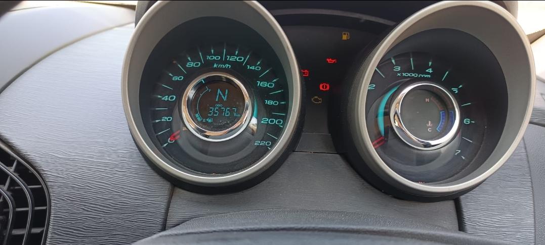 यूज़्ड 2017 महिंद्रा एक्सयूवी500, Noida New Delhi 10 यूज़्ड 2017 महिंद्रा एक्सयूवी500, Noida New Delhi 10