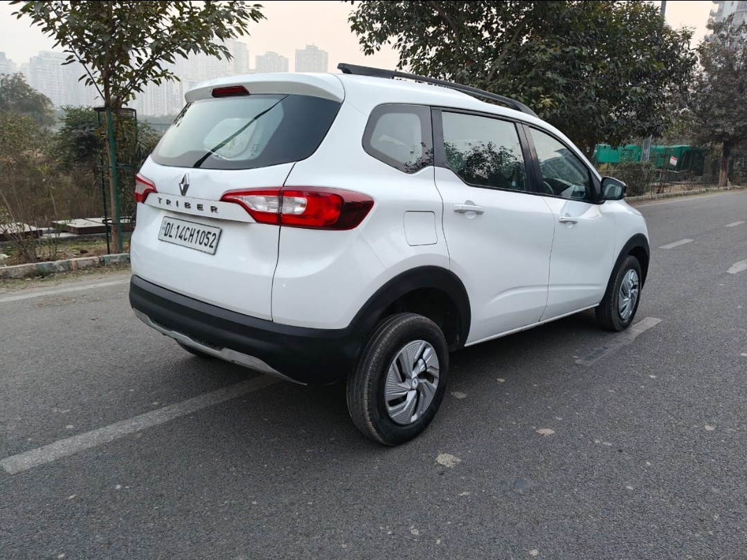 Used 2023 Renault Triber Used 2023 Renault Triber