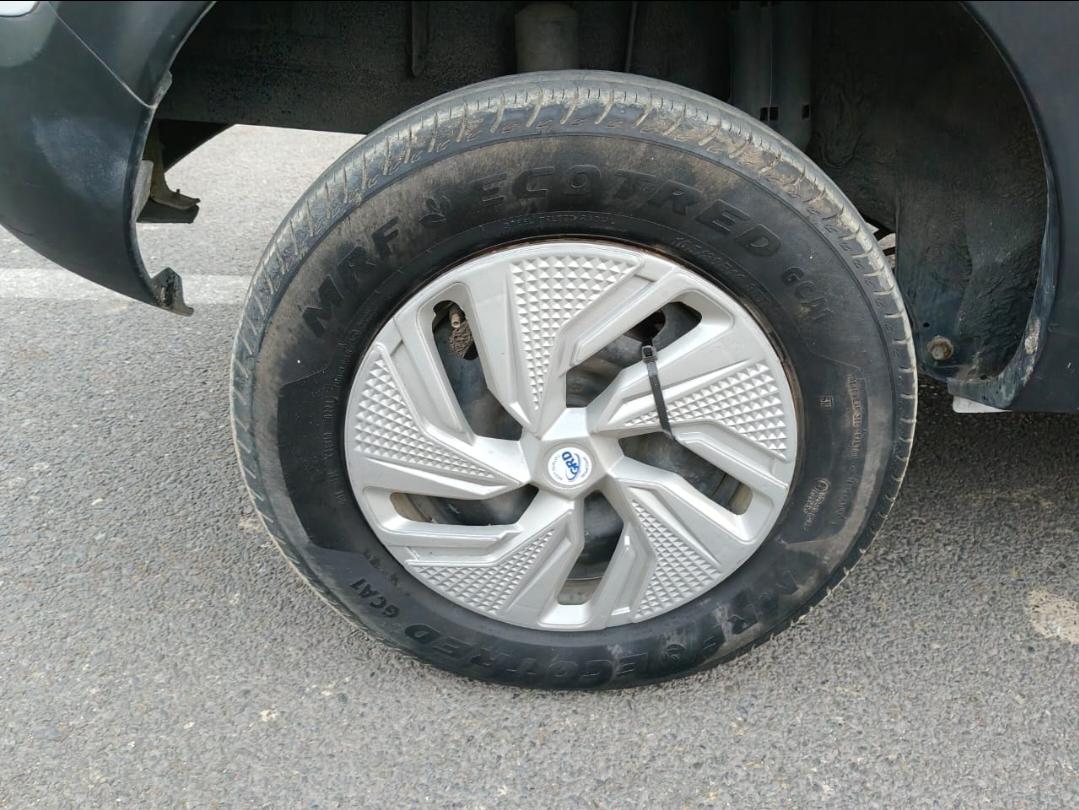 यूज़्ड 2023 रेनो ट्राइबर, Noida New Delhi 8 यूज़्ड 2023 रेनो ट्राइबर, Noida New Delhi 8