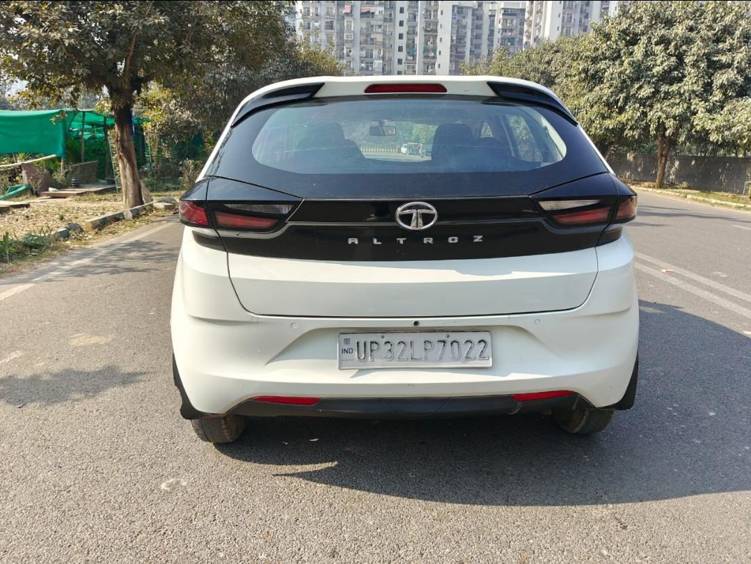 यूज़्ड 2020 टाटा अलट्रोज़, Noida New Delhi 3 यूज़्ड 2020 टाटा अलट्रोज़, Noida New Delhi 3