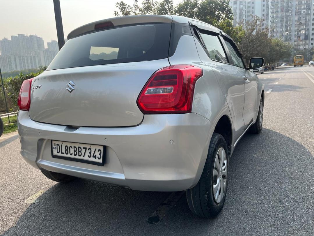यूज़्ड 2021 मारुति सुजुकी स्विफ्ट, Noida New Delhi 2 यूज़्ड 2021 मारुति सुजुकी स्विफ्ट, Noida New Delhi 2