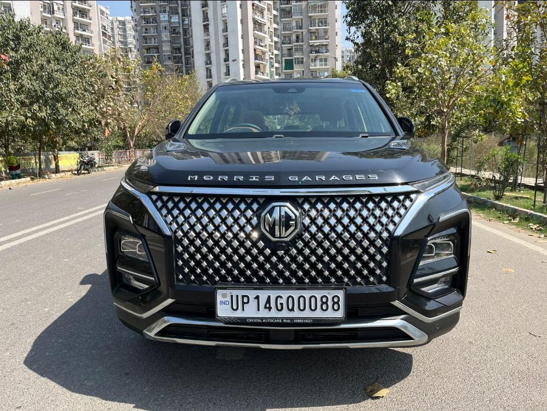 यूज़्ड 2025 एमजी हेक्टर प्लस, Noida 7 यूज़्ड 2025 एमजी हेक्टर प्लस, Noida 7