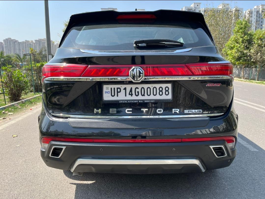 यूज़्ड 2025 एमजी हेक्टर प्लस, Noida 3 यूज़्ड 2025 एमजी हेक्टर प्लस, Noida 3