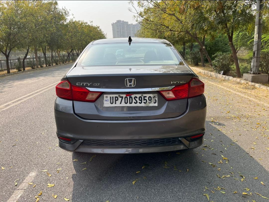 यूज़्ड 2017 होंडा सिटी, Noida New Delhi 3 यूज़्ड 2017 होंडा सिटी, Noida New Delhi 3