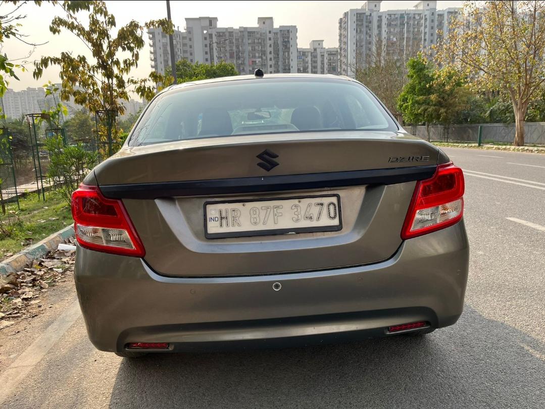 यूज़्ड 2020 मारुति सुजुकी डिजायर, Noida New Delhi 3 यूज़्ड 2020 मारुति सुजुकी डिजायर, Noida New Delhi 3