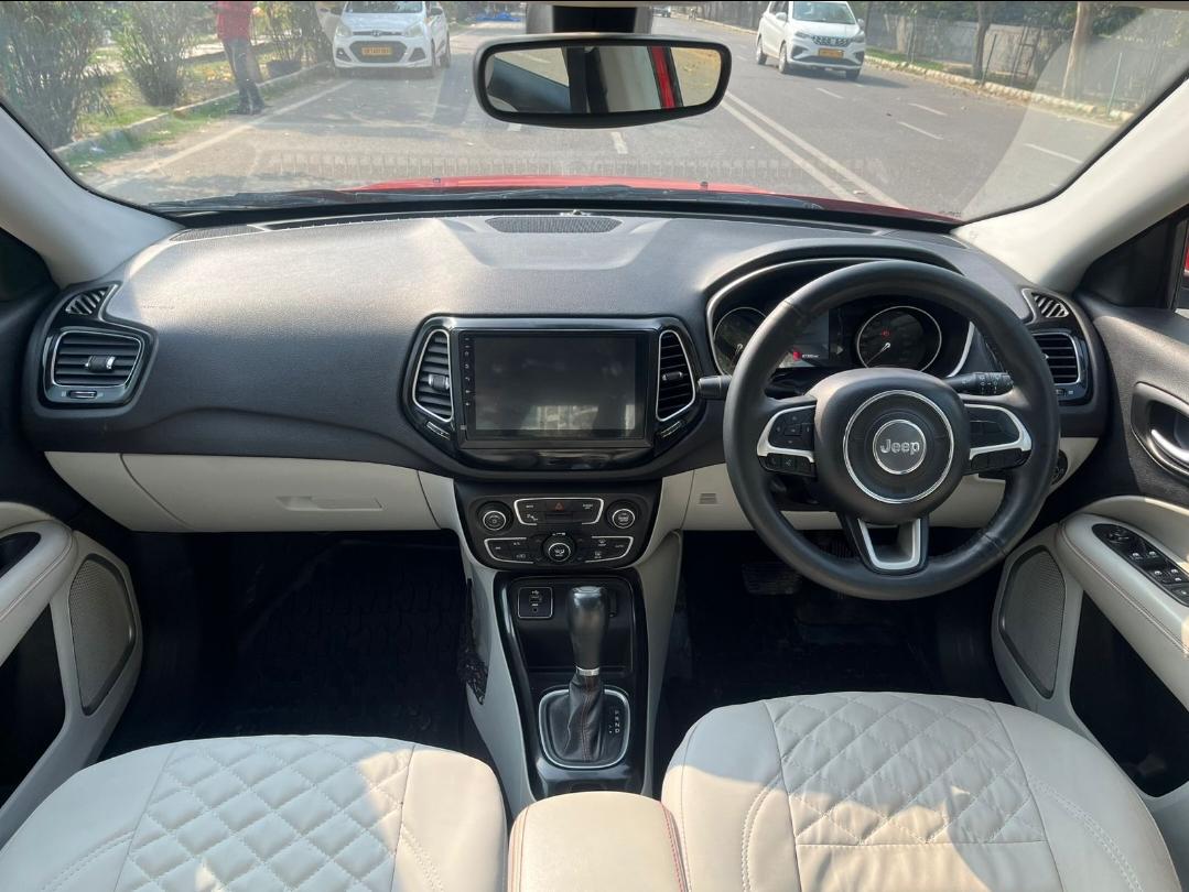 यूज़्ड 2019 जीप कम्पास, Noida New Delhi 11 यूज़्ड 2019 जीप कम्पास, Noida New Delhi 11