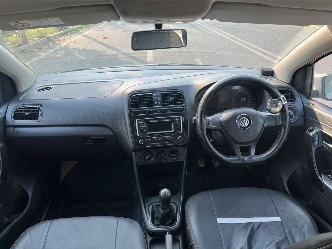 यूज़्ड 2017 फॉक्सवैगन पोलो, Noida New Delhi 10 यूज़्ड 2017 फॉक्सवैगन पोलो, Noida New Delhi 10